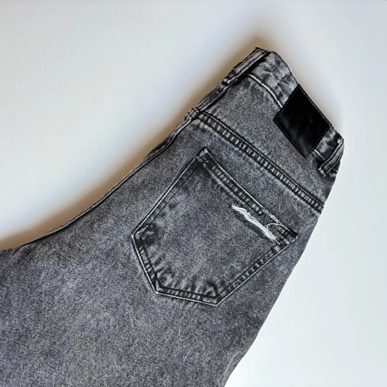 Jeans Jennyfer 34 com rasgos em cinza escuro – photo 9